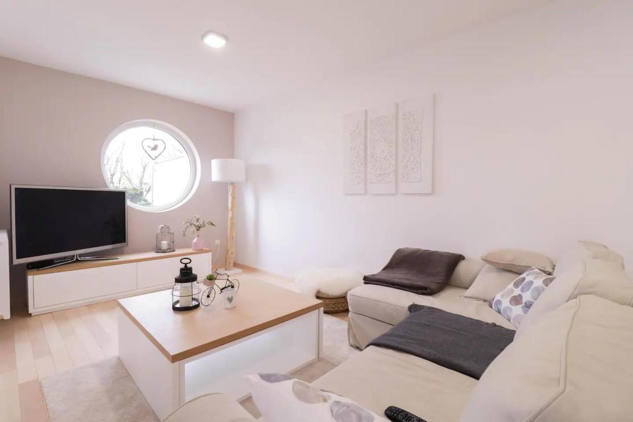 House Eden With Mountain Views Apartment Bled Bagian luar foto