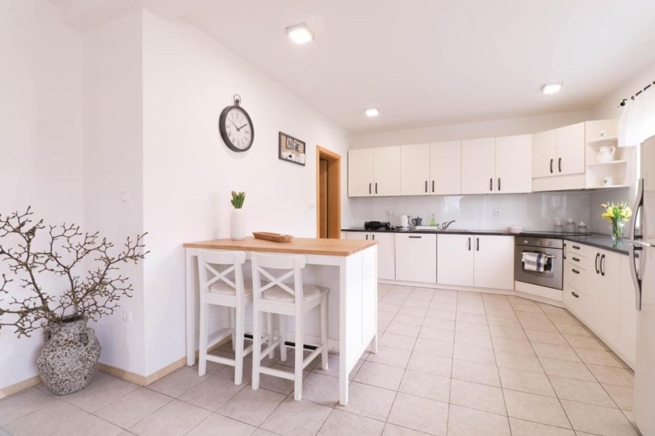 House Eden With Mountain Views Apartment Bled Bagian luar foto