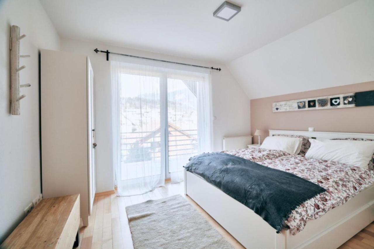 House Eden With Mountain Views Apartment Bled Bagian luar foto